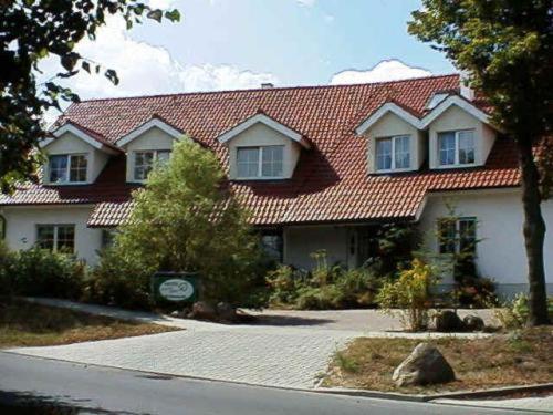Hotel Lindenstrasse Neuenhagen bei Berlin ภายนอก รูปภาพ