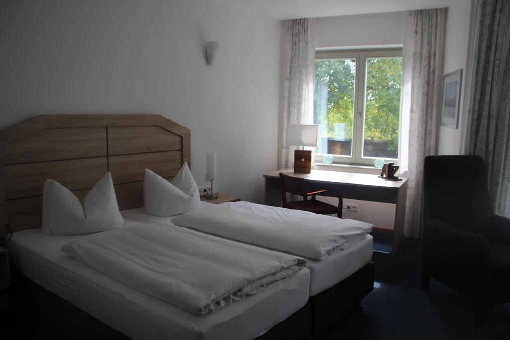 Hotel Lindenstrasse Neuenhagen bei Berlin ห้อง รูปภาพ